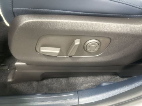 New 2026 Kia Carnival EX image 10