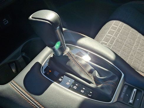 Certified 2023 Honda HR-V Sport image 16