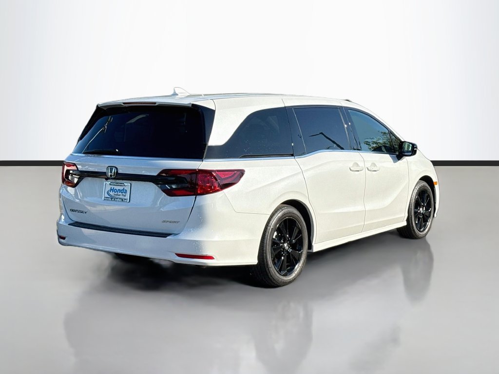 Used 2023 Honda Odyssey Sport image 8