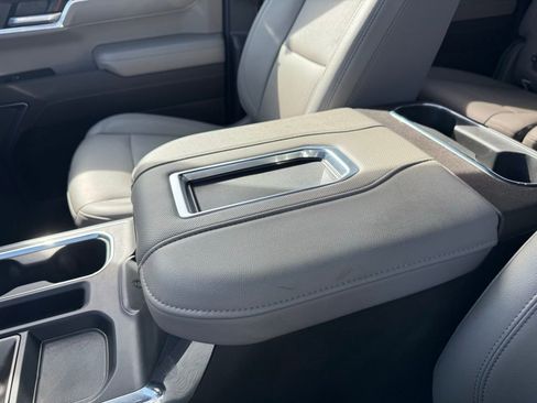 Used 2022 GMC Sierra 1500 SLT w/ SLT Convenience Package image 20