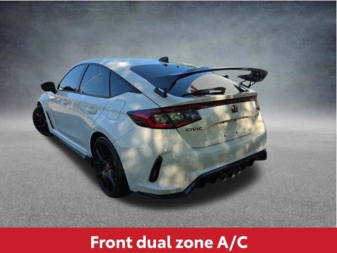 Used 2025 Honda Civic Type R image 8