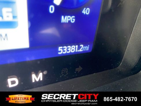 Used 2022 Ford Bronco Badlands image 11