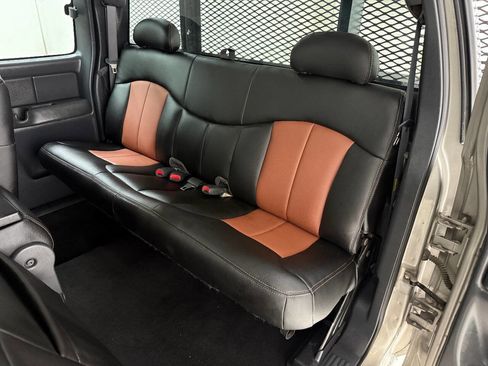 Used 2002 Chevrolet Silverado 3500 4X2 4dr Extended Cab image 34