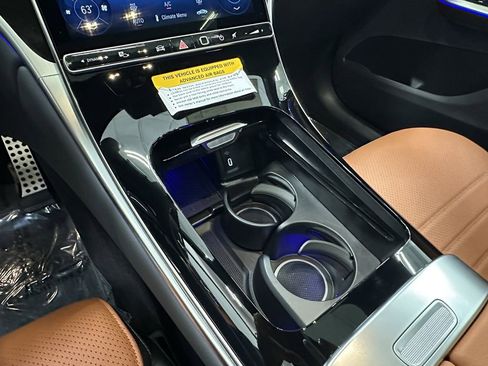 New 2026 Mercedes-Benz GLC 300 image 34