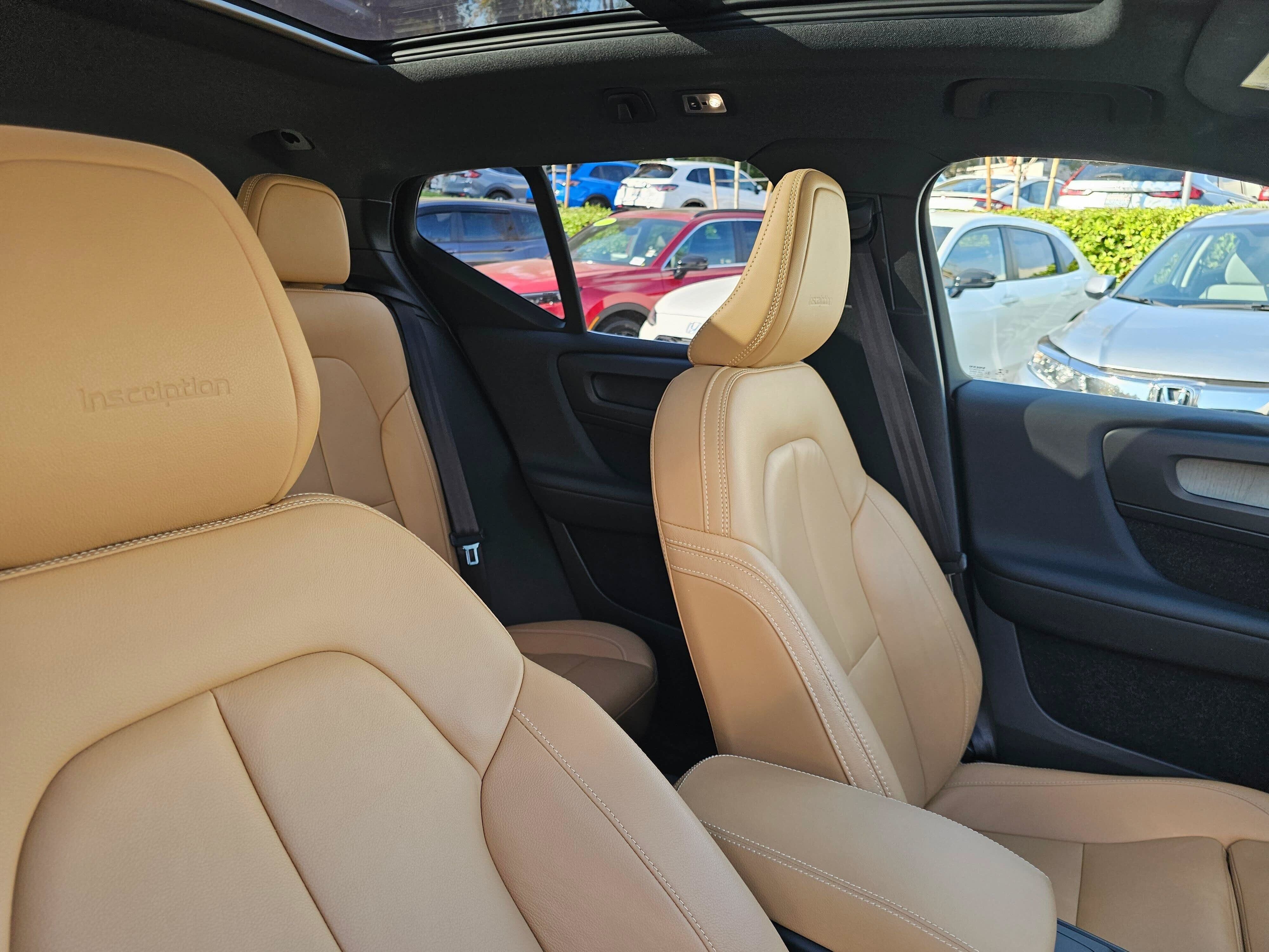 Used 2019 Volvo XC40 T5 Inscription AWD/4WD image 11