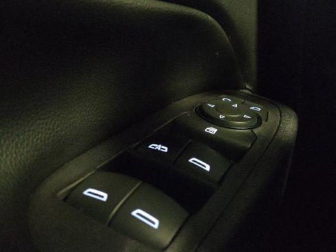 Used 2019 Chevrolet Equinox LT FWD image 27