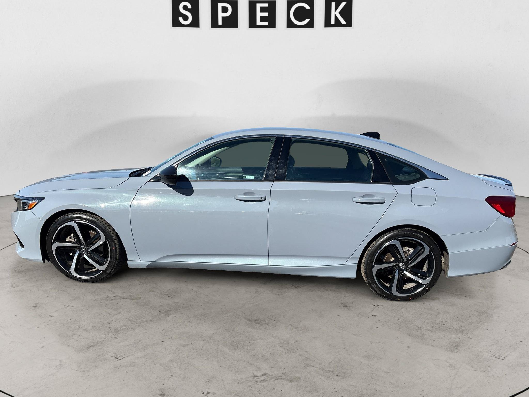 Used 2022 Honda Accord Sport Special Edition image 2