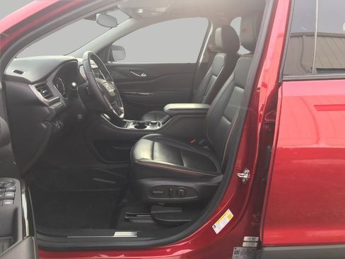 Certified 2023 GMC Acadia AT4 w/ Preferred Package image 8