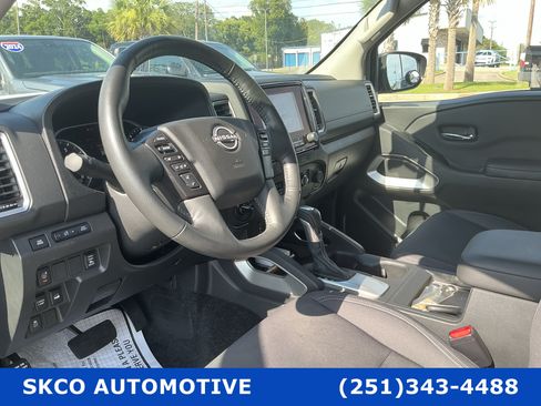 Used 2024 Nissan Frontier SV w/ SV Convenience Package AWD/4WD image 20