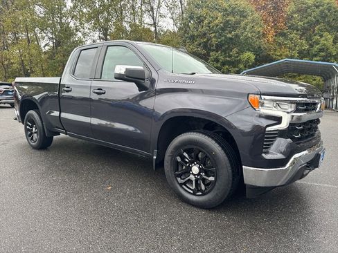 Used 2023 Chevrolet Silverado 1500 LT image 7