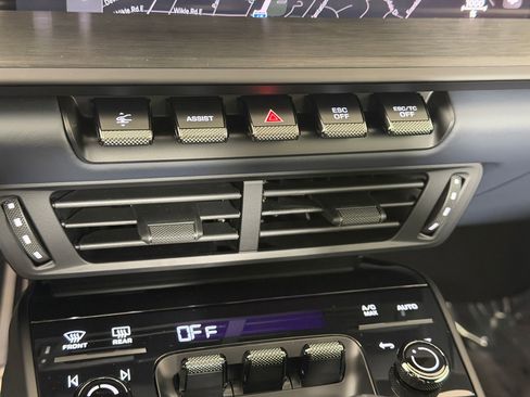 Certified 2026 Porsche 911 GT3 image 28