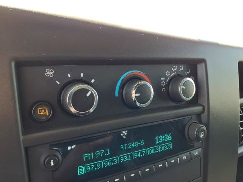 Used 2024 GMC Savana 2500 w/ Driver Convenience Package RWD image 16
