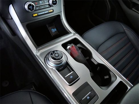 Certified 2023 Ford Edge SEL w/ Sport Appearance Package image 17