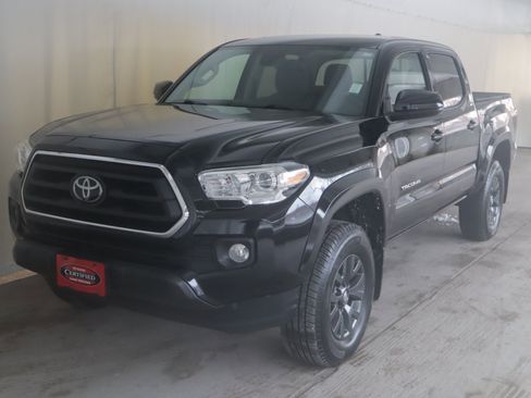 Certified 2021 Toyota Tacoma SR5 image 12