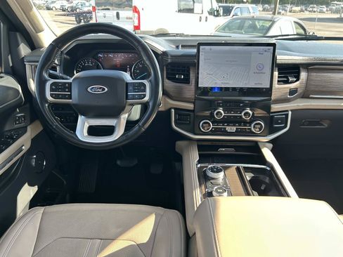 Used 2024 Ford Expedition Limited AWD/4WD image 22