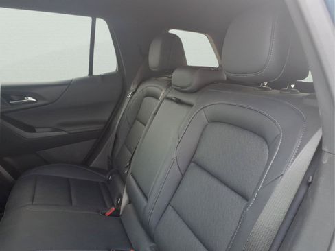 Used 2025 Chevrolet Equinox LT w/ Convenience Package II AWD/4WD image 14