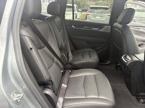 Certified 2025 Cadillac XT6 Premium Luxury image 19