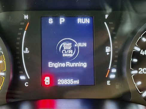 Used 2022 Jeep Compass Latitude image 19