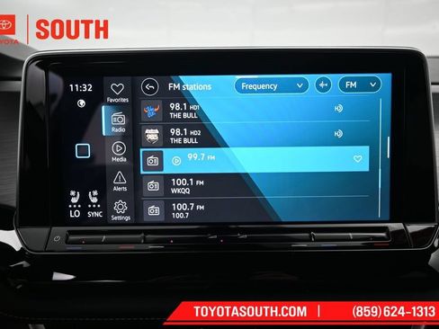 Used 2026 Volkswagen Atlas Cross Sport SE AWD/4WD image 17
