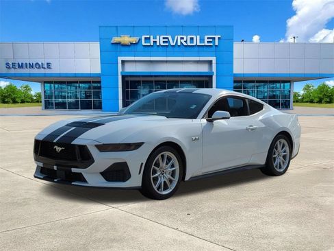 Used 2024 Ford Mustang GT Premium RWD image 2