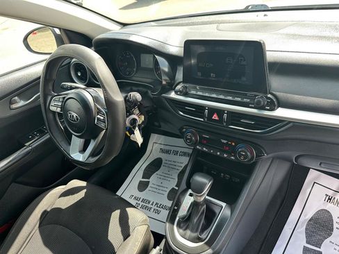 Used 2019 Kia Forte LXS image 5
