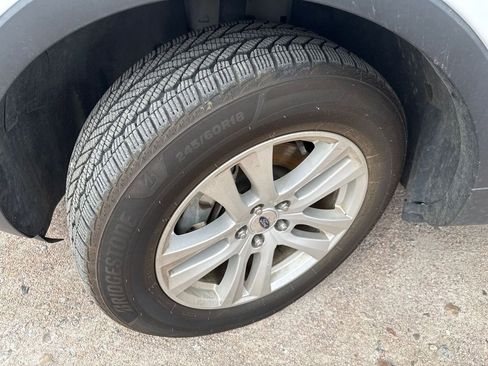 Used 2019 Ford Explorer XLT w/ Equipment Group 201A image 9