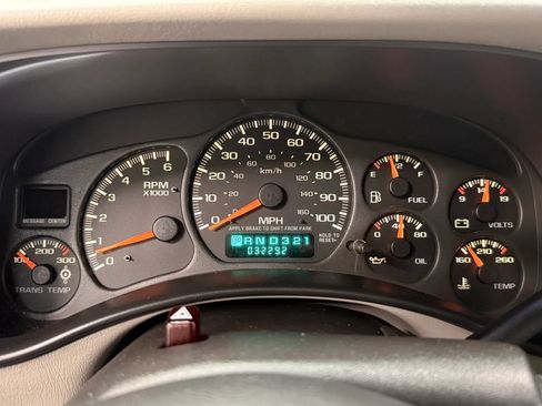 Used 1999 Chevrolet Silverado 2500 LS w/ Firm Ride Suspension Pkg AWD/4WD image 17