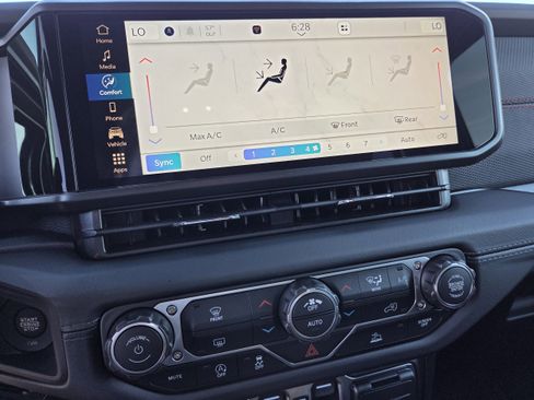 New 2026 Jeep Wrangler Unlimited Rubicon image 7