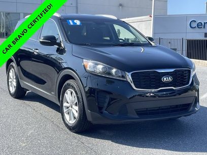 Used 2019 Kia Sorento LX w/ LX Convenience Package