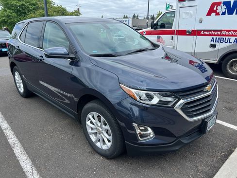 Used 2018 Chevrolet Equinox LT AWD/4WD image 3