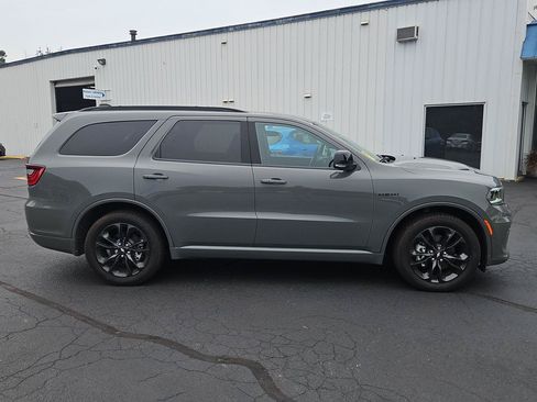 Used 2025 Dodge Durango R/T w/ Blacktop Package AWD/4WD image 7