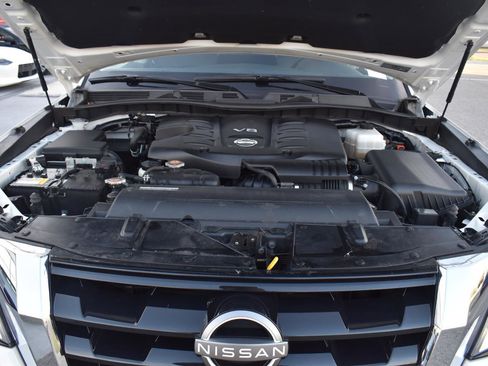 Used 2024 Nissan Armada SV image 21