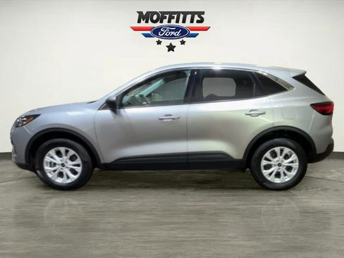 Certified 2023 Ford Escape Active image 2