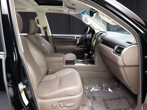Used 2019 Lexus GX 460 Premium AWD/4WD image 51