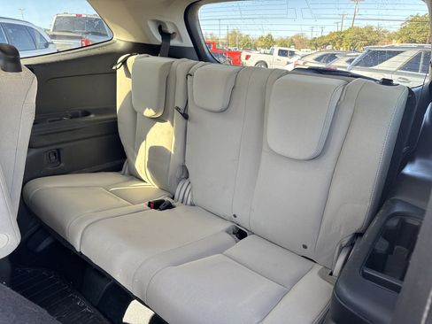 Used 2019 Subaru Ascent Premium image 27