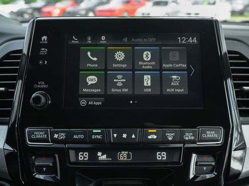 Used 2023 Honda Odyssey Sport image 11