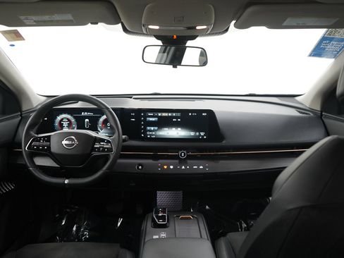 Used 2024 Nissan Ariya AWD image 13