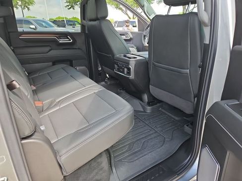 Used 2025 GMC Sierra 2500 Denali w/ Denali Reserve Package image 27