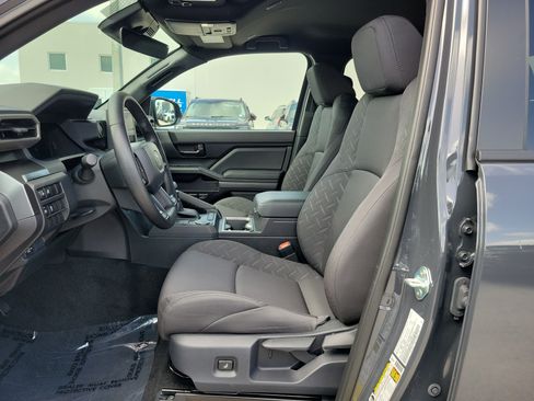 Used 2025 Toyota Tacoma SR5 RWD image 11