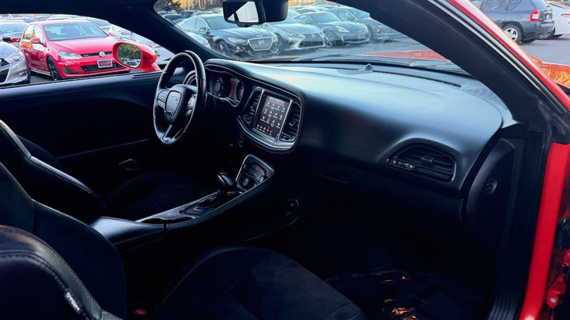 Used 2021 Dodge Challenger GT w/ Plus Package RWD image 7