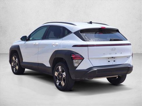 Used 2025 Hyundai Kona SEL AWD/4WD image 8