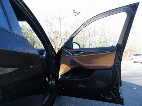 Used 2021 BMW X3 M40i w/ Premium Package image 12