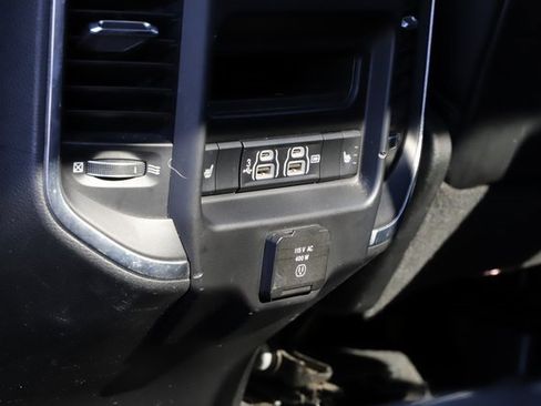 Used 2019 RAM 1500 Laramie image 21