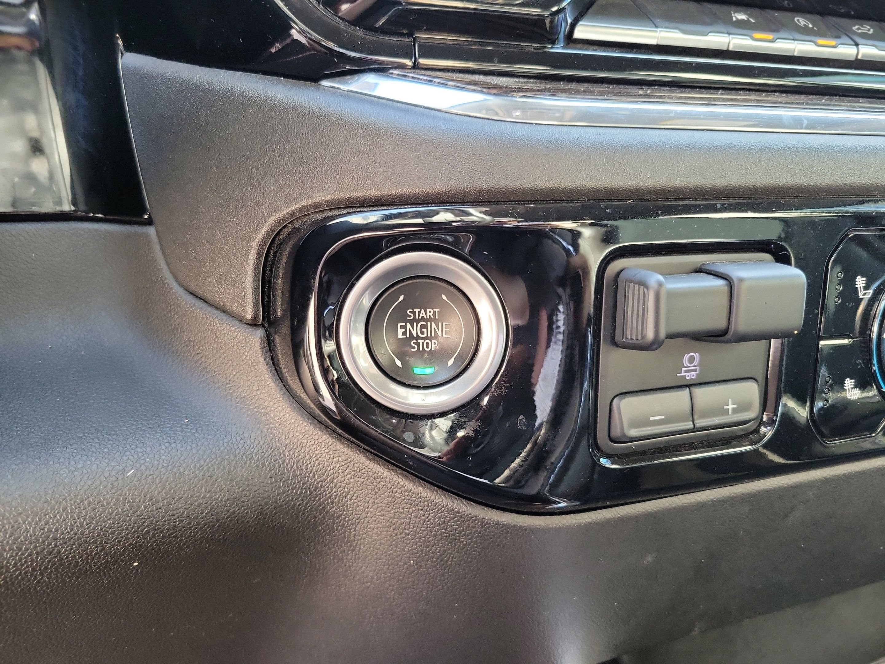 Used 2023 GMC Sierra 1500 Elevation AWD/4WD image 20