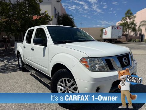 Used 2015 Nissan Frontier SV w/ SV Value Truck Package RWD image 1