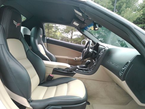 Certified 2011 Chevrolet Corvette Grand Sport w/ Preferred Equipment Group RWD image 14