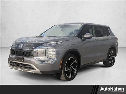 Used 2023 Mitsubishi Outlander SE