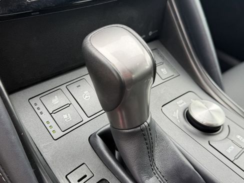 Used 2022 Lexus IS 300 AWD w/ Premium Package image 22