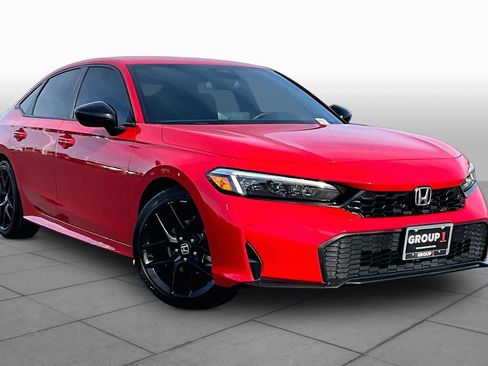 Used 2025 Honda Civic Sport image 2