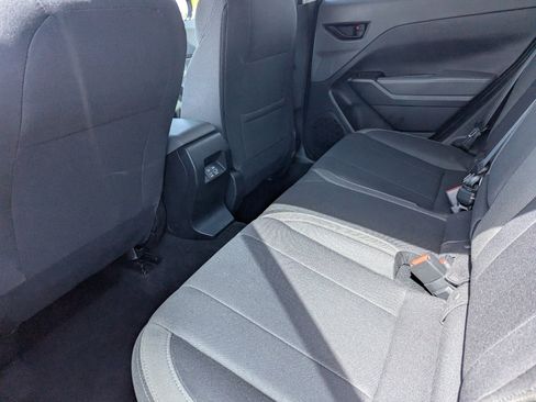 Used 2025 Subaru Crosstrek 2.0i Premium image 15